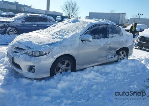 2012 Toyota Corolla S z USA, uszkodzony, nr VIN 2T1BU4EE9CC876035